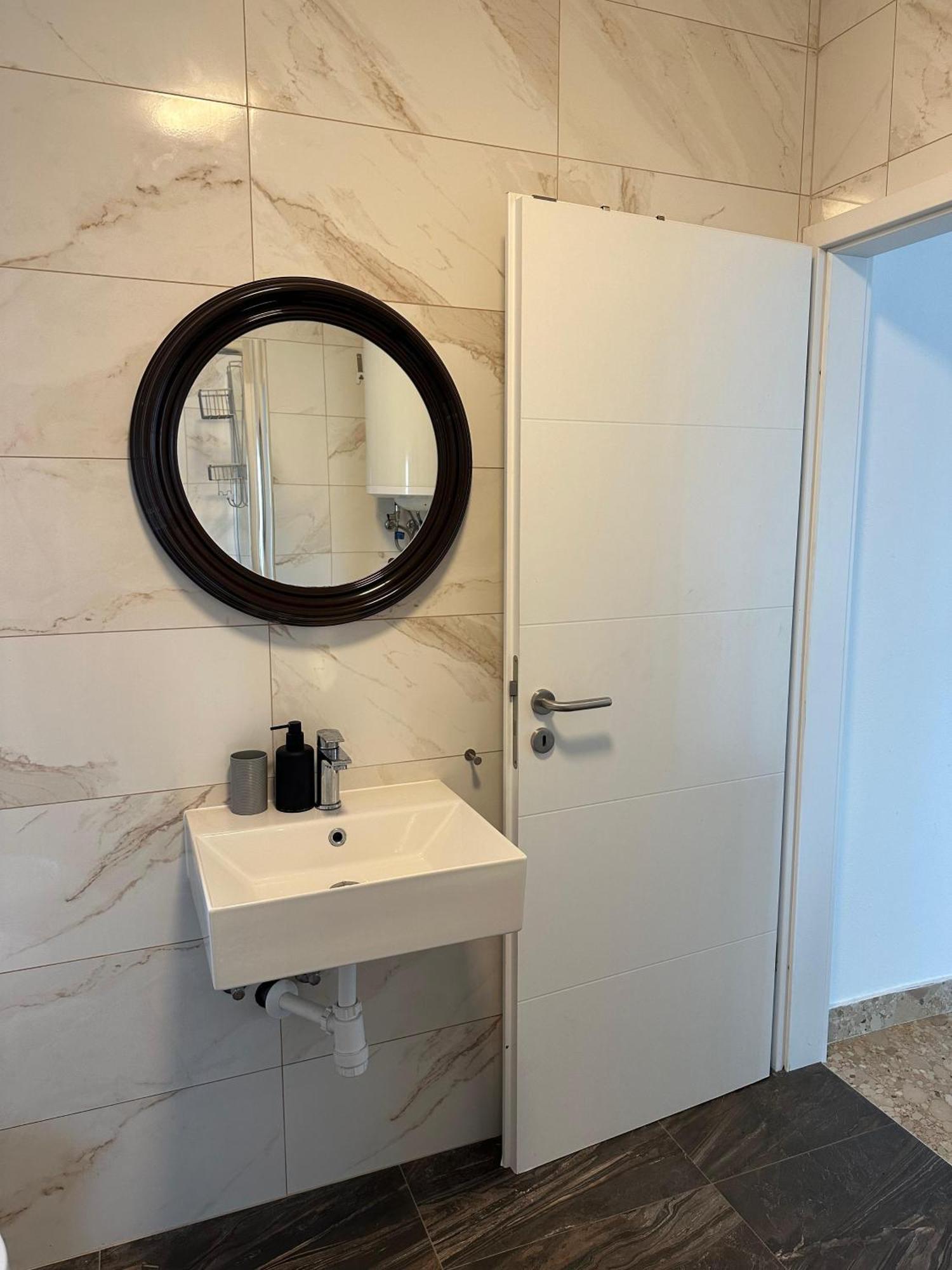 Tonko Apartment Novigrad (Dalmatia)